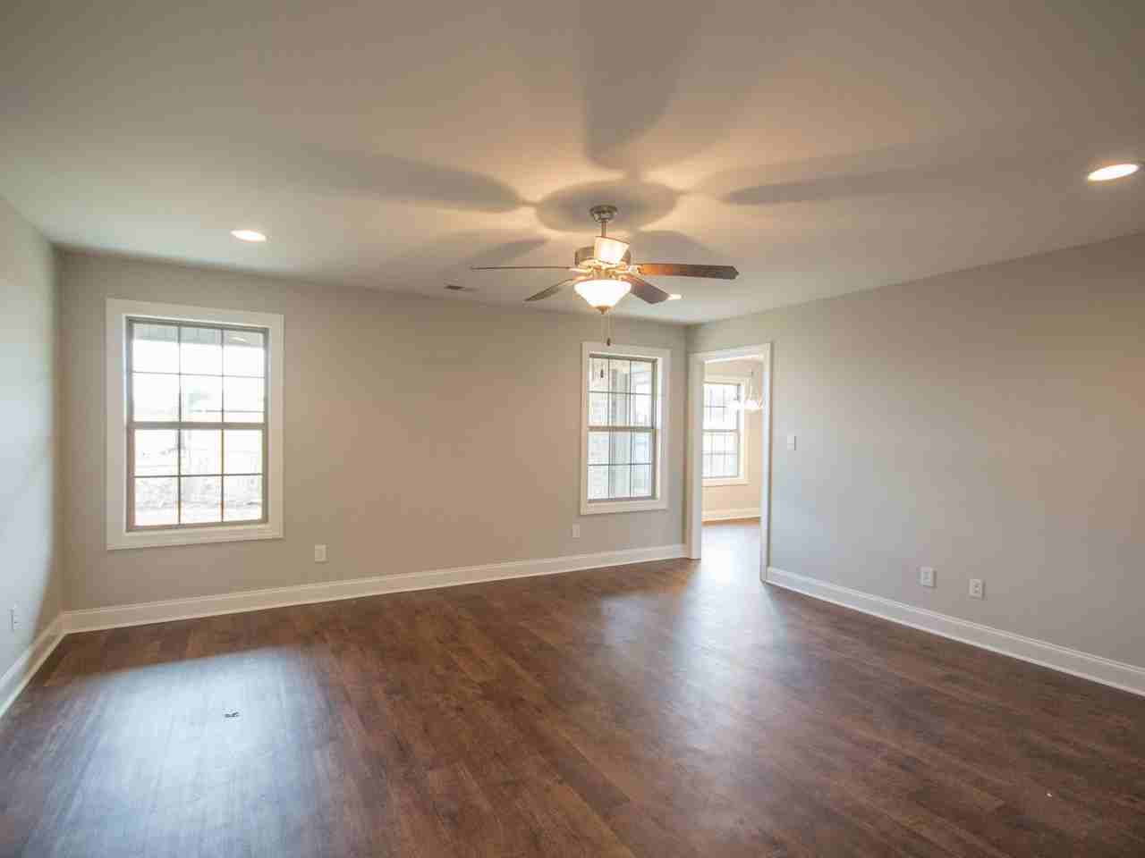 20610 Sabrina Ln - Photo 2 of 6