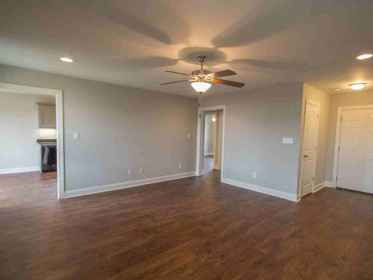 20610 Sabrina Ln - Photo 4 of 6