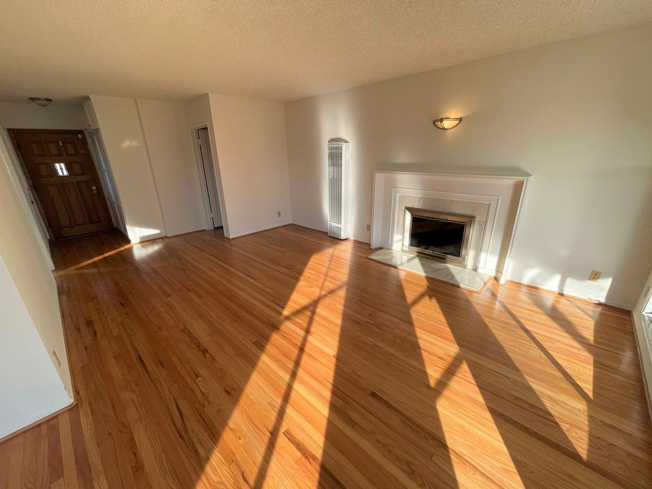 3122 Central Ave - Photo 3 of 32