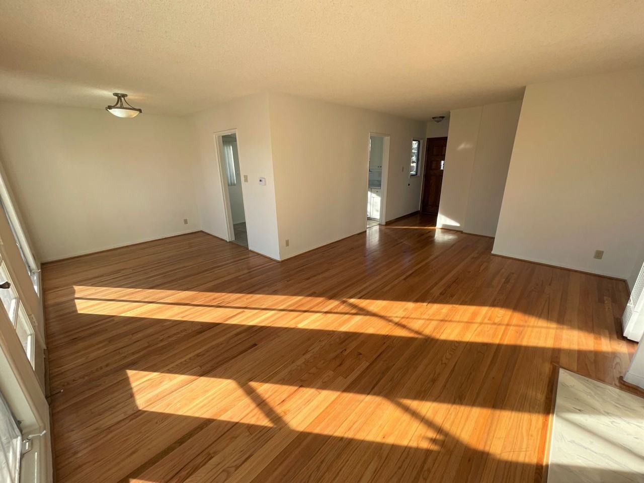 3122 Central Ave - Photo 4 of 32