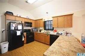 2183 Village Ln - Photo 3 of 10