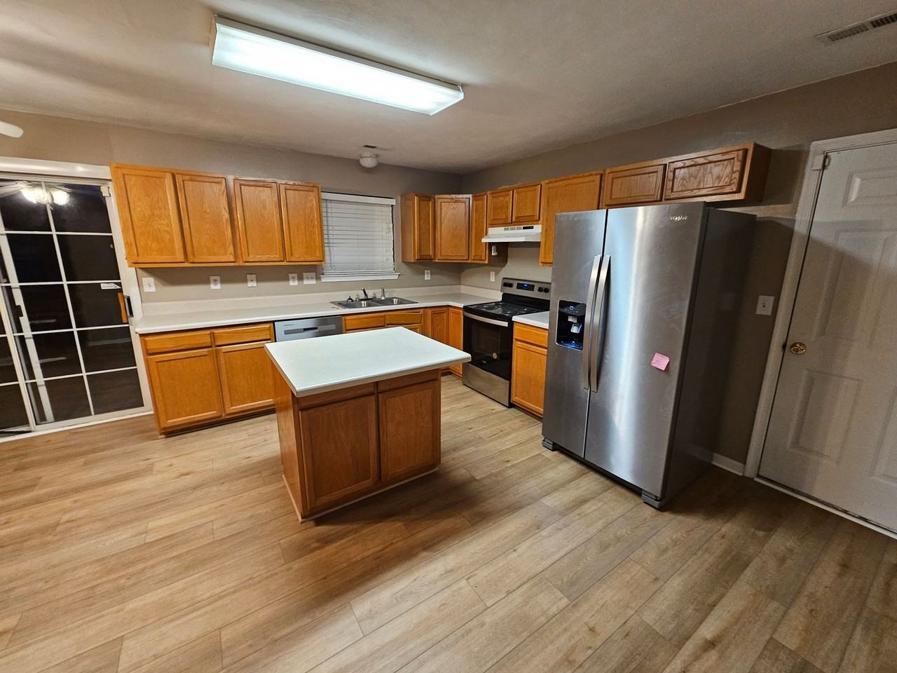 2825 N Creek Dr - Photo 5 of 17