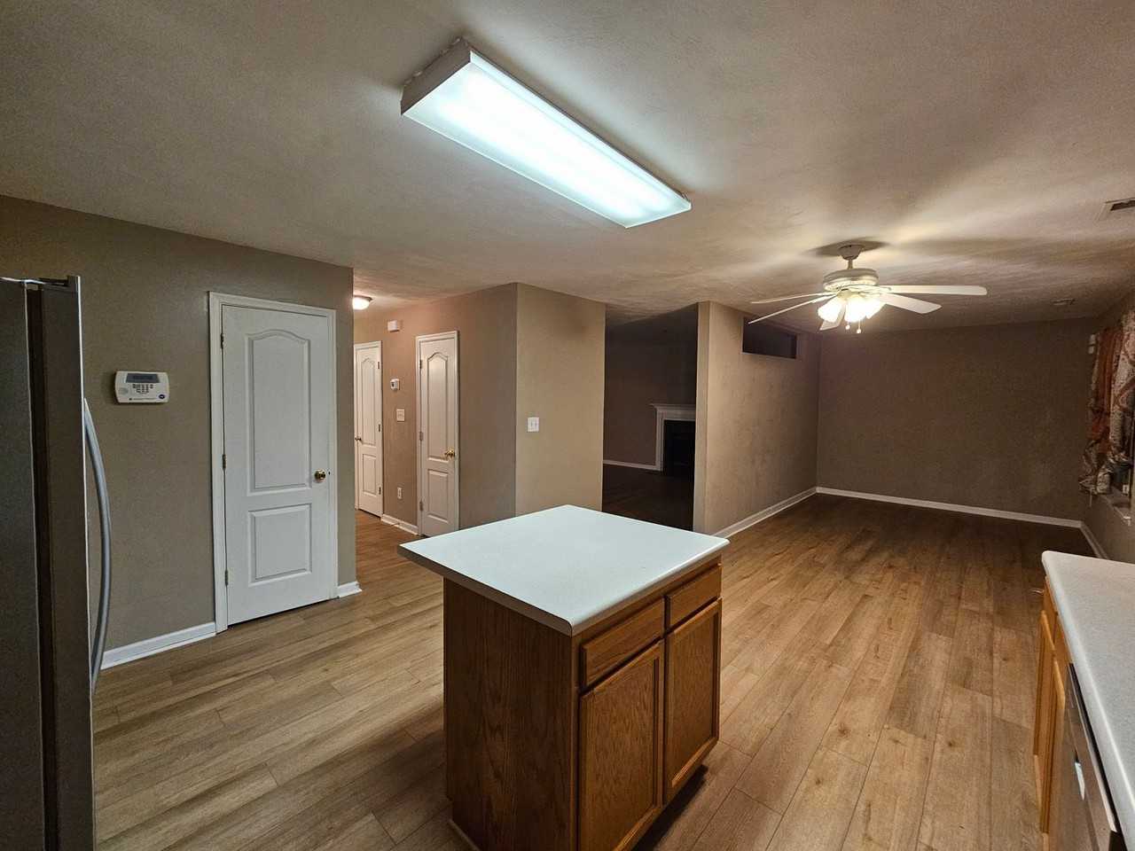 2825 N Creek Dr - Photo 7 of 17