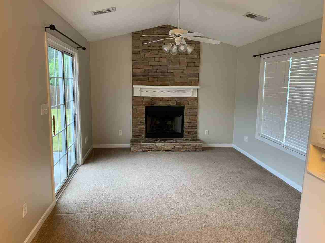 1591 Newman Dr - Photo 4 of 10