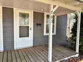 703 N Boulevard - Photo 1 of 1