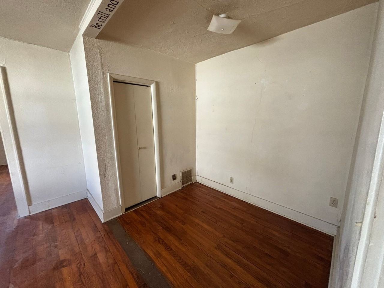 703 N Boulevard - Photo 6 of 7