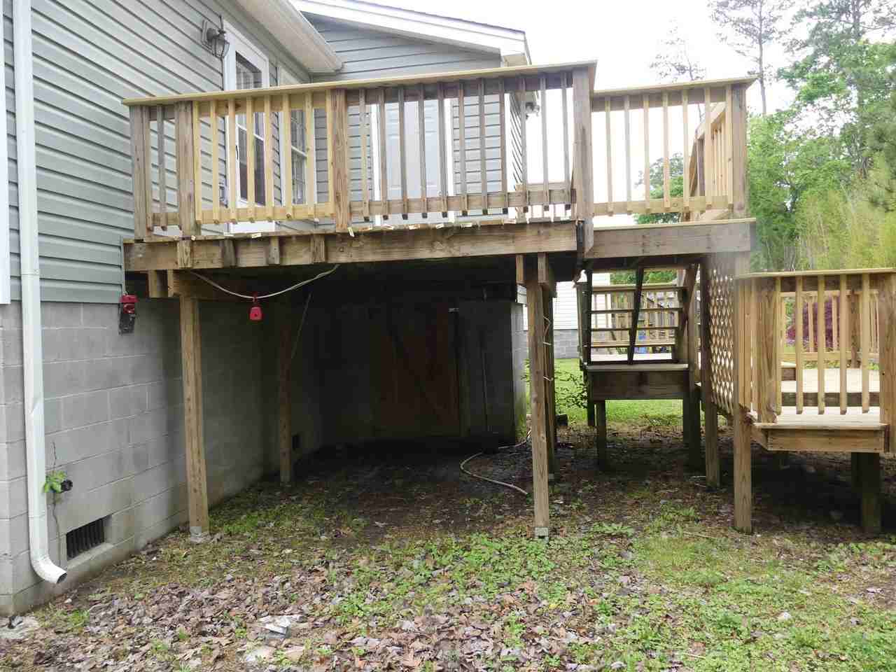 100 Lodge Rd - Photo 7 of 17