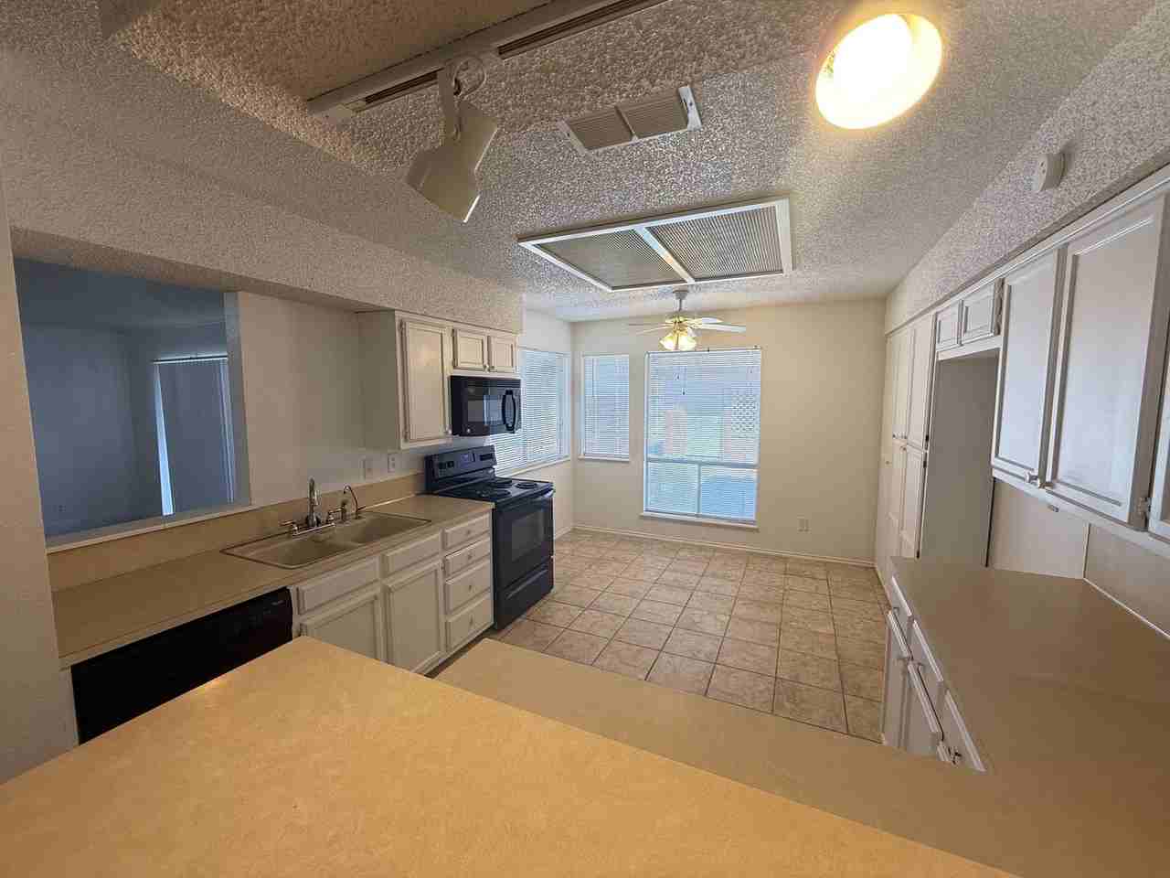 3418 Rocky Lane Rd - Photo 4 of 11