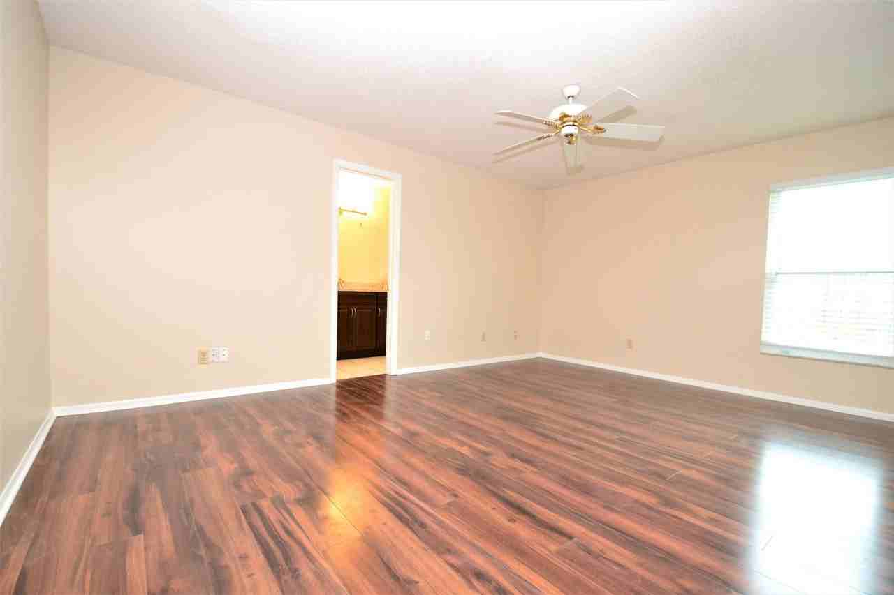 1005 Covington St - Photo 6 of 11