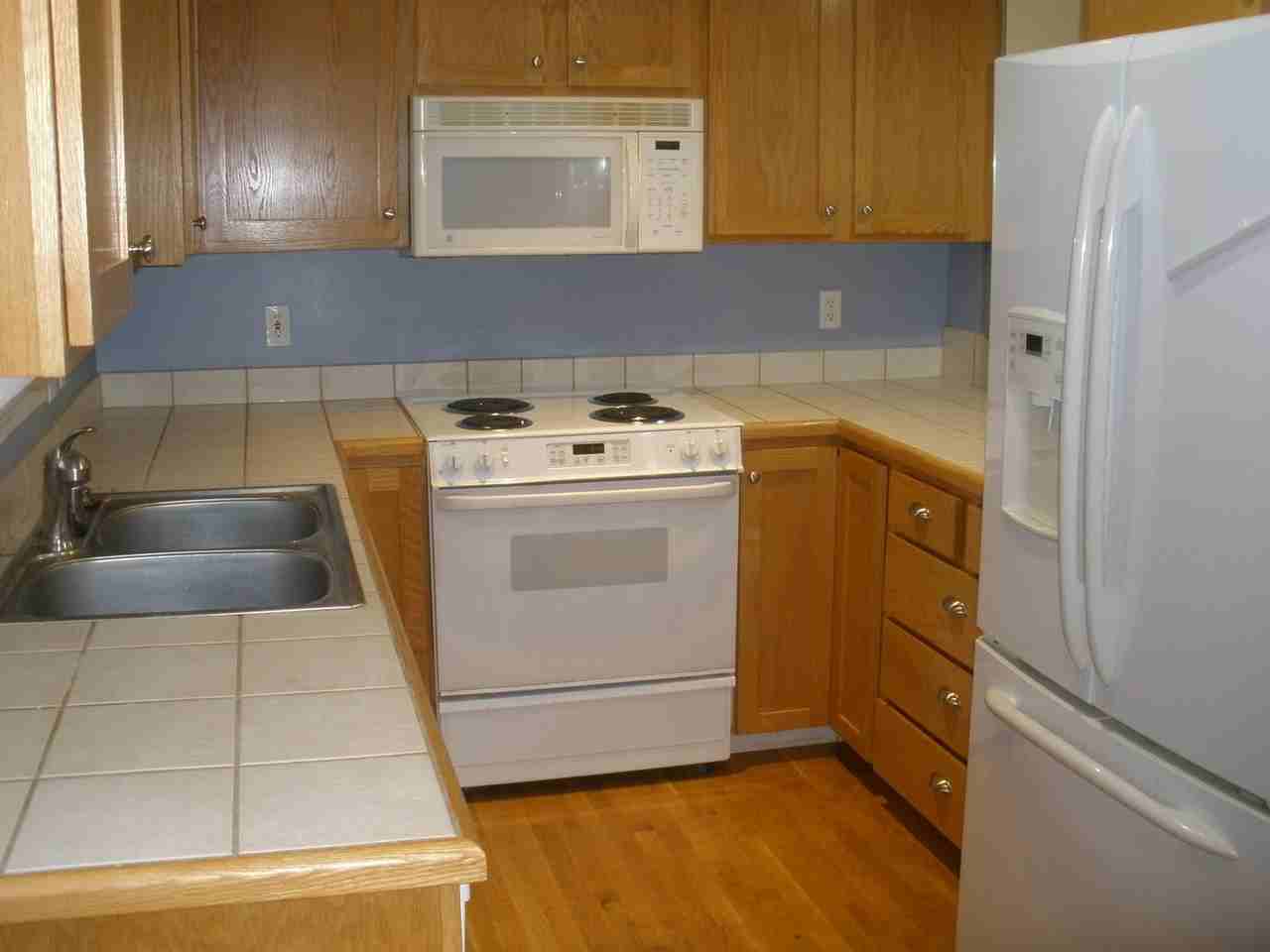 3108 Nw 85th St #C - Photo 4 of 13