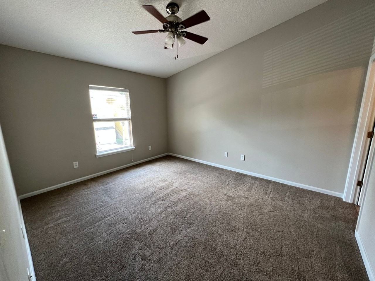 13793 Herons Landing Way - Photo 6 of 10