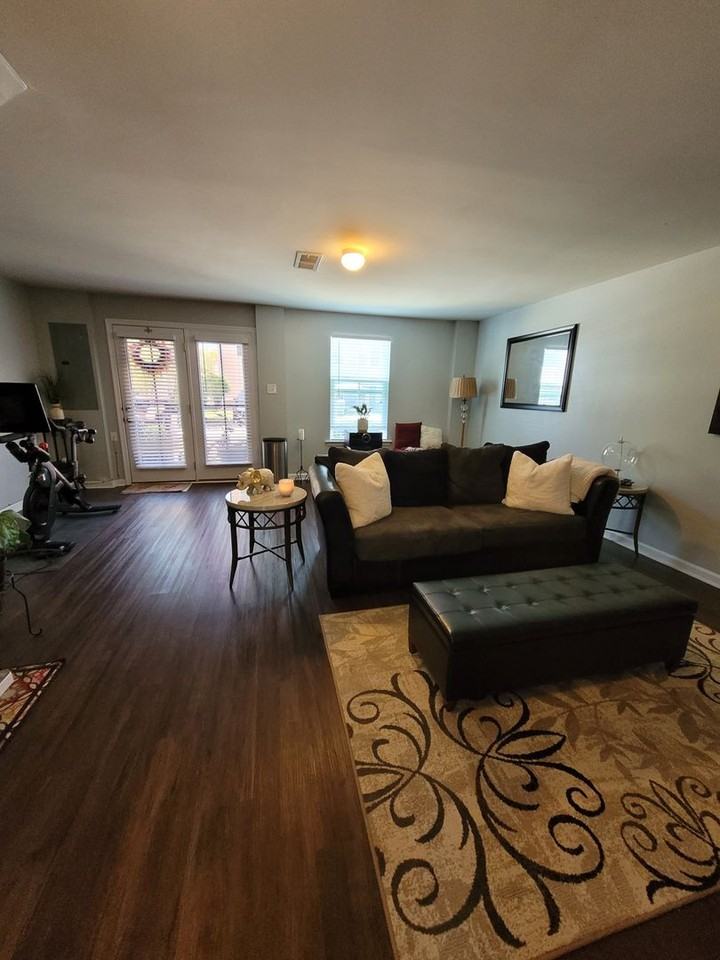 7508 Luminary Dr - Photo 4 of 19