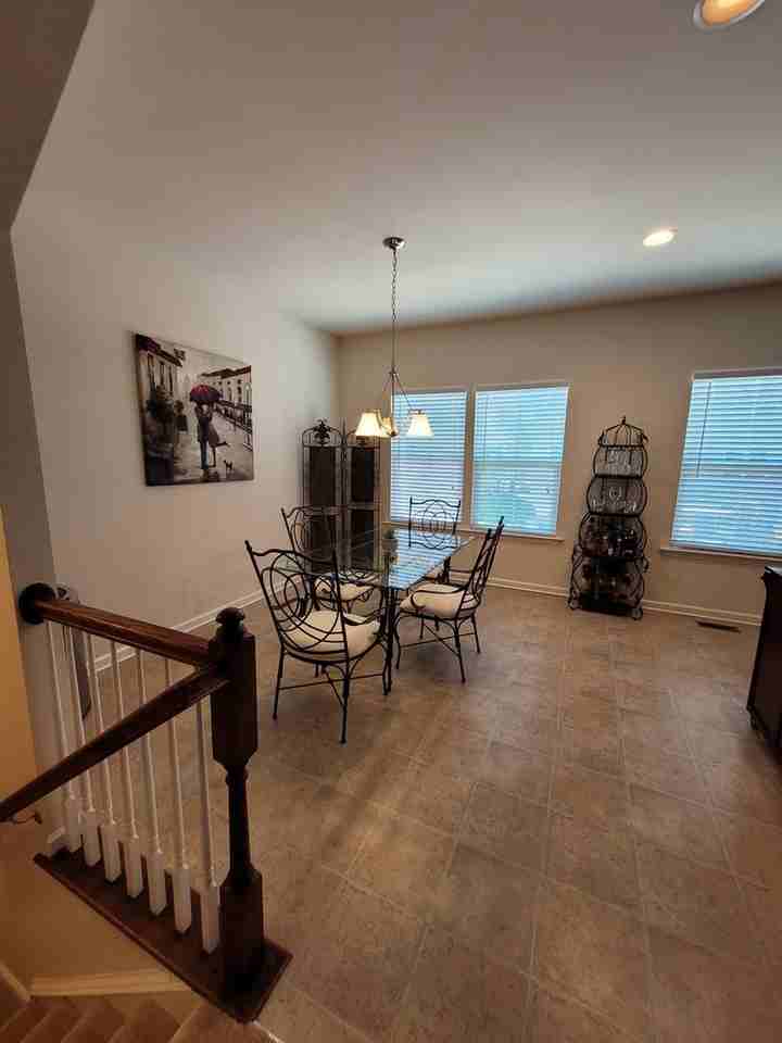 7508 Luminary Dr - Photo 6 of 19