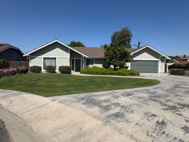 featured image of 3702 W Dorothea Ct