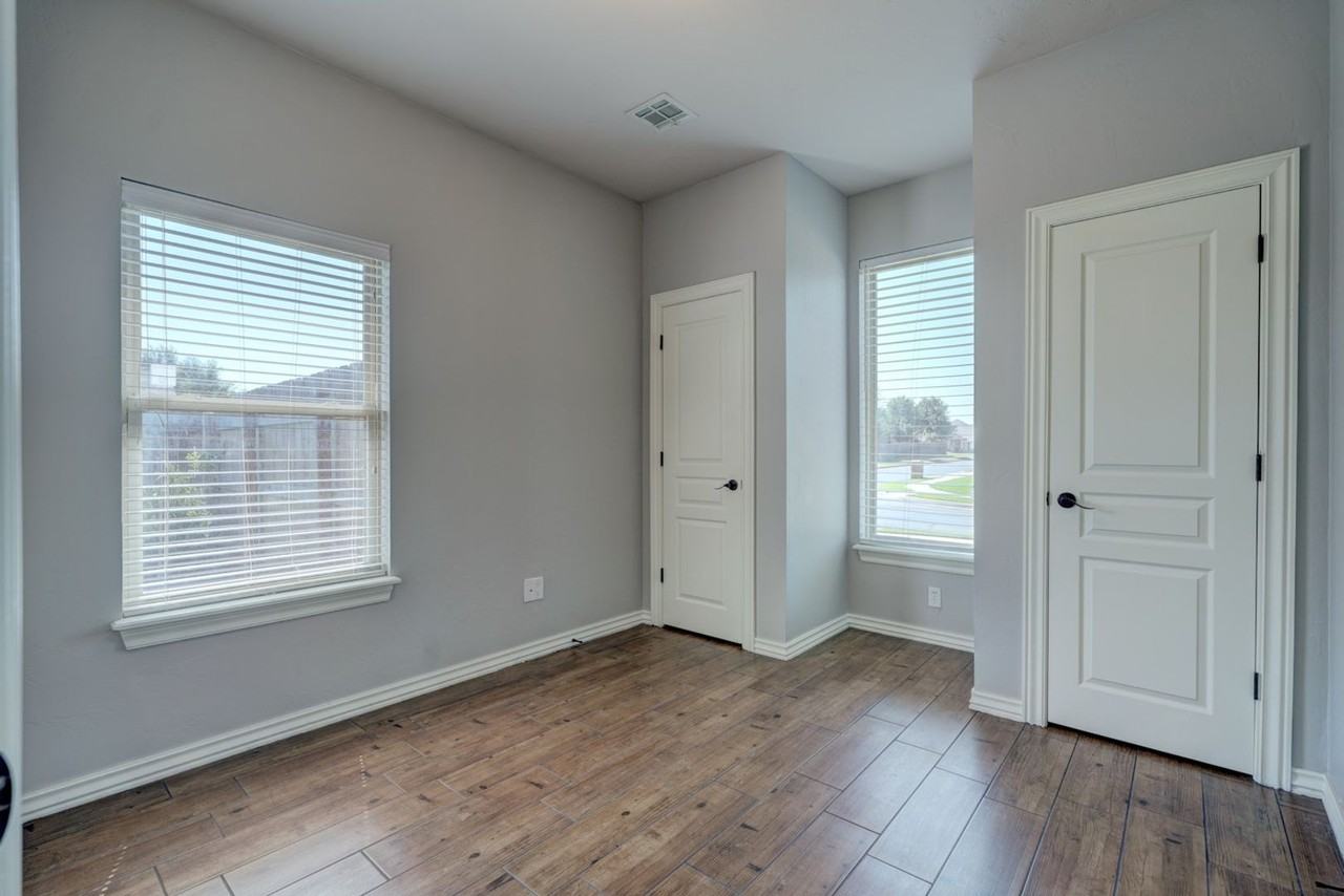 2801 Nw 173rd St - Photo 7 of 50