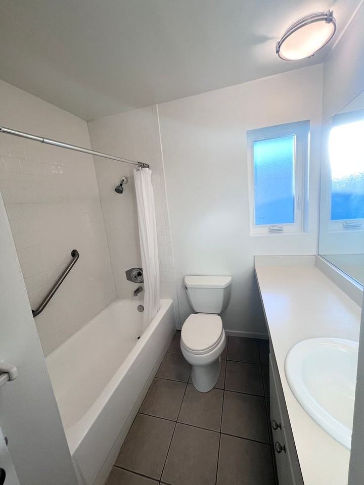 170 Upper Via Casitas #5 - Photo 2 of 13