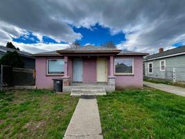 featured image of 914 S 7th St