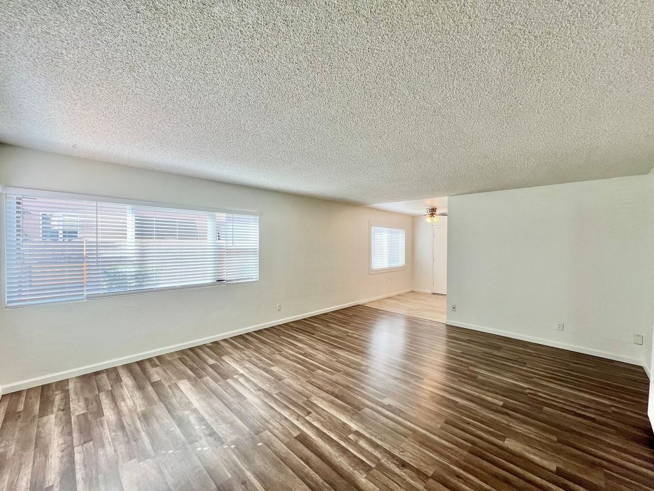 4650 Hawley Blvd - Photo 2 of 9