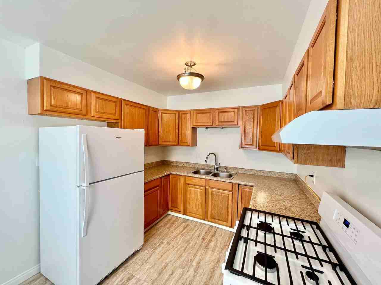 4650 Hawley Blvd - Photo 4 of 9