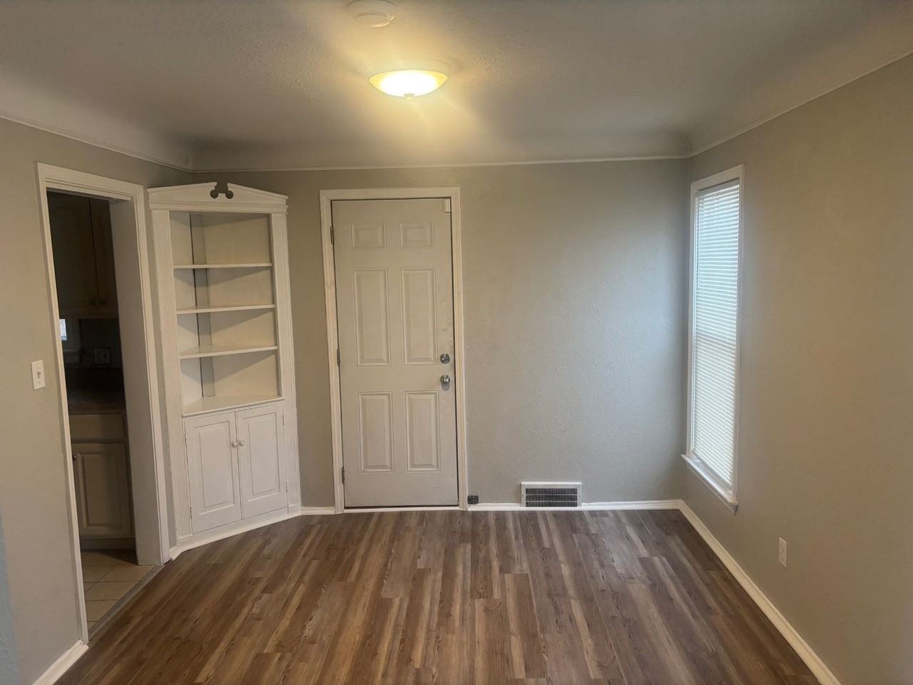 3788 E 155th St - Photo 4 of 30