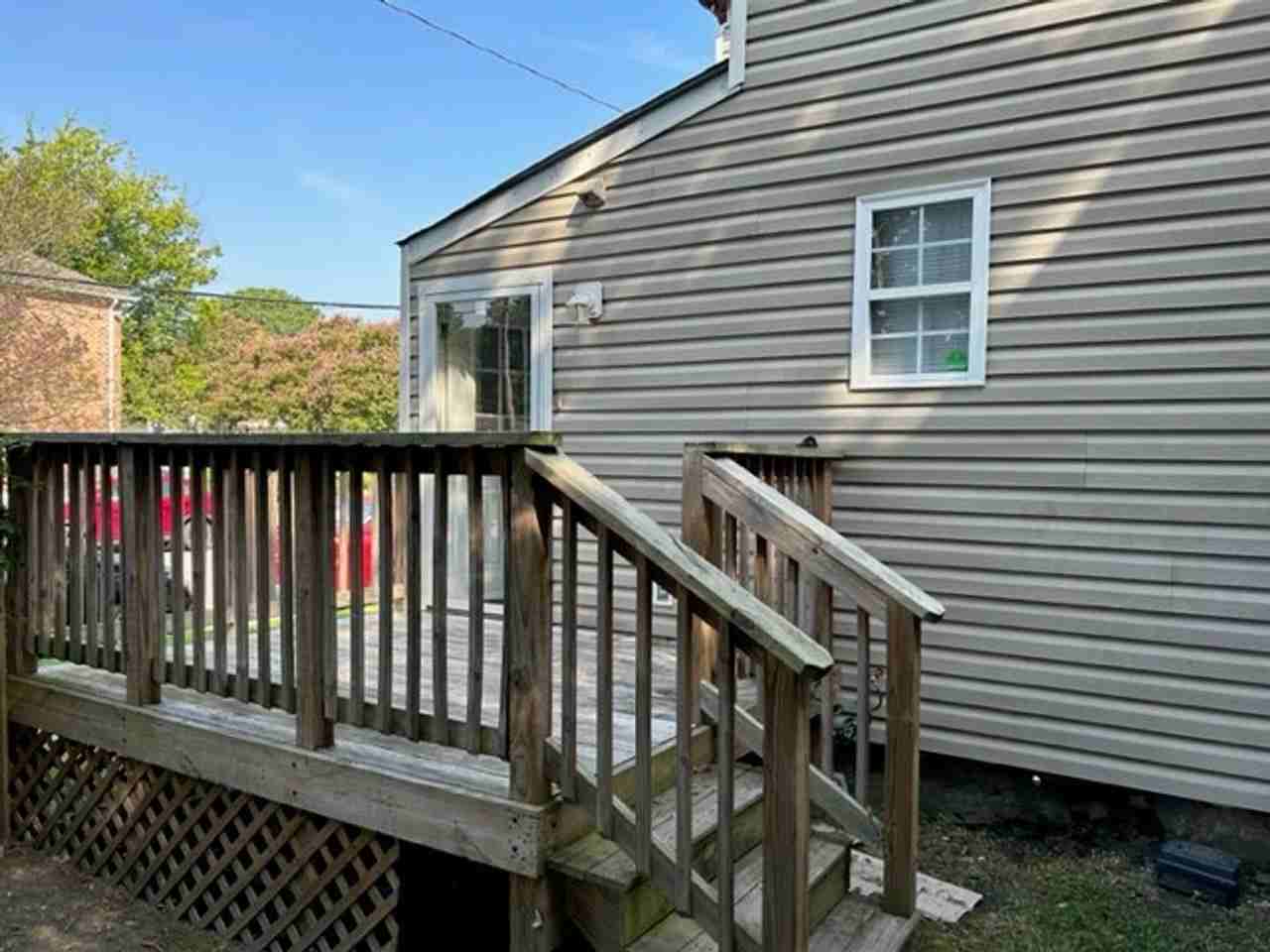 1359 W 40th St - Photo 3 of 12