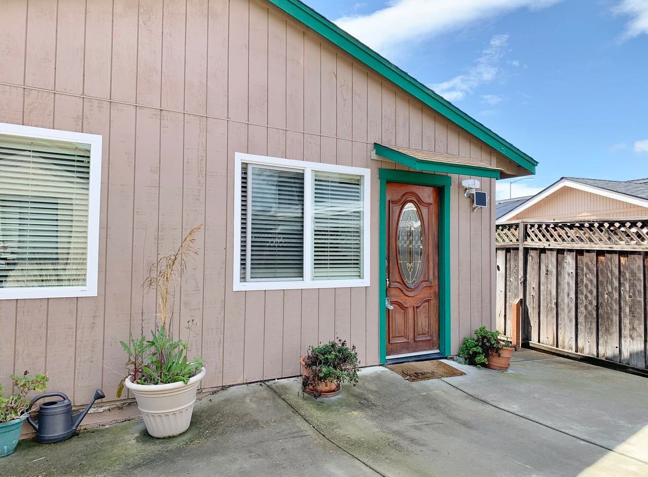 1691 Albion Ct #101 - Photo 3 of 11