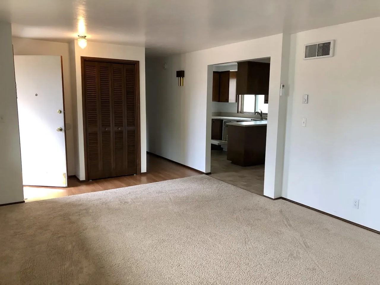 2107 Rocky Ln - Photo 3 of 15