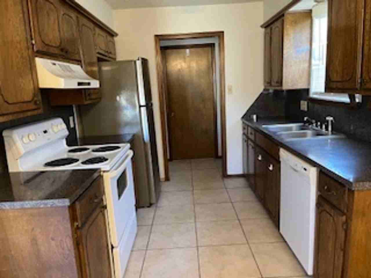 6311 Sw Oak Cliff Ave - Photo 3 of 12