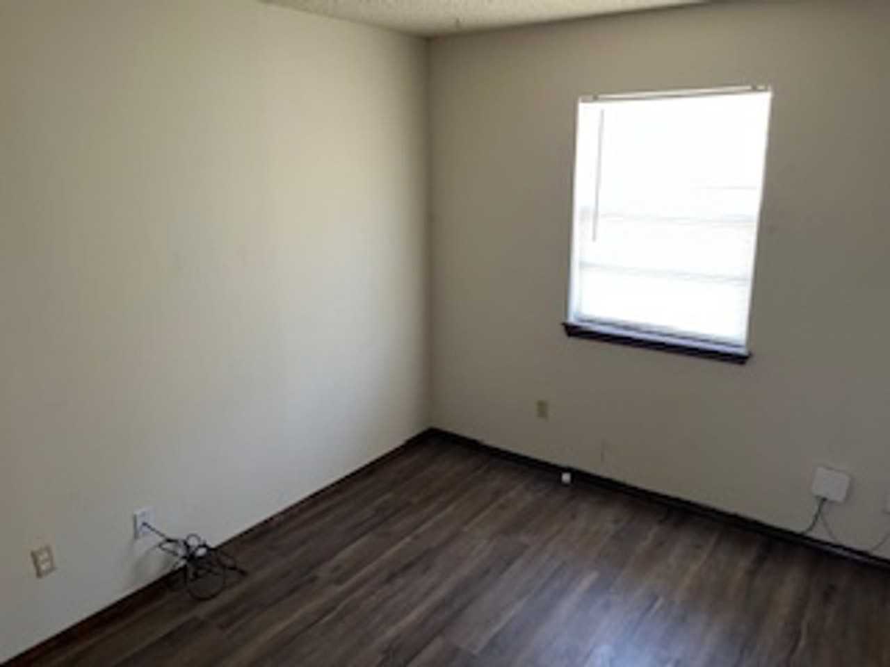 6311 Sw Oak Cliff Ave - Photo 5 of 12