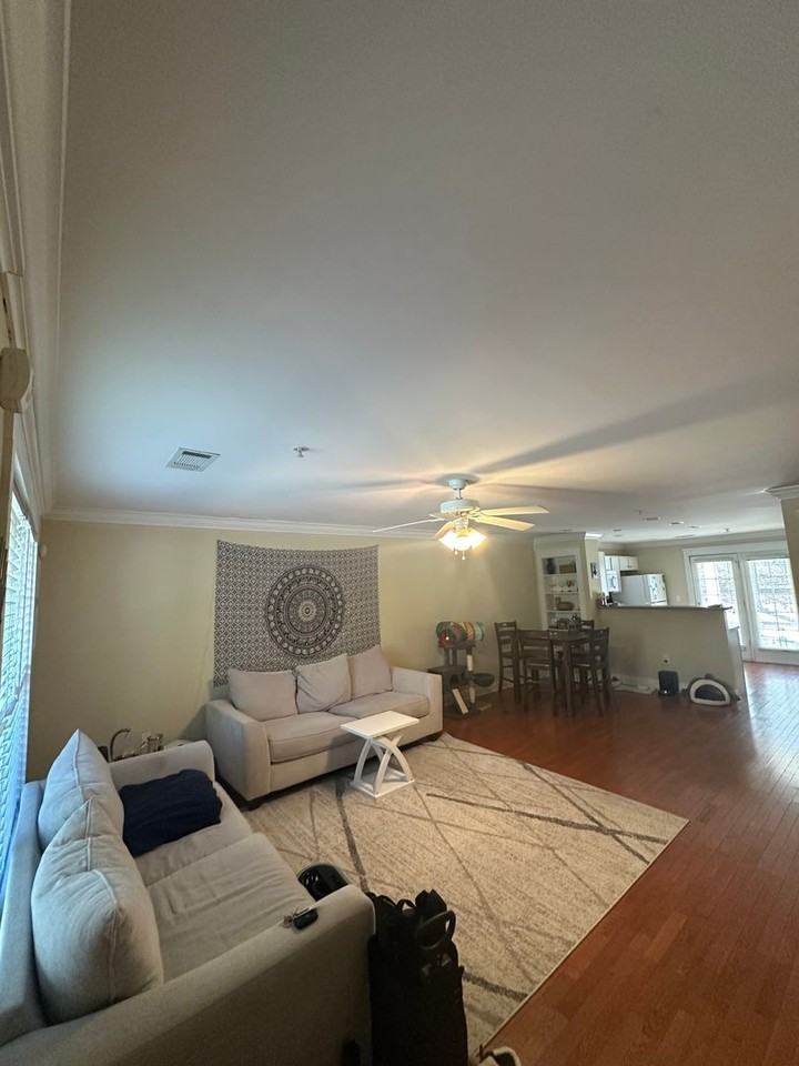 1035 Barnett Shoals Rd - Photo 4 of 31