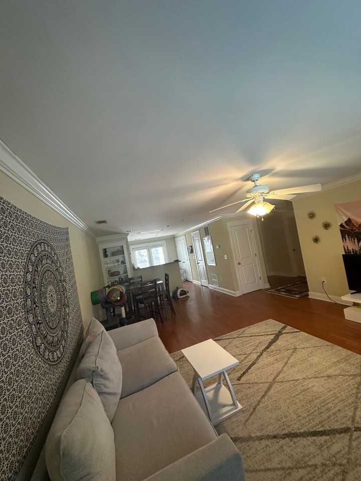 1035 Barnett Shoals Rd - Photo 6 of 31