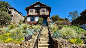 60 Panoramic Way - Photo 1 of 1