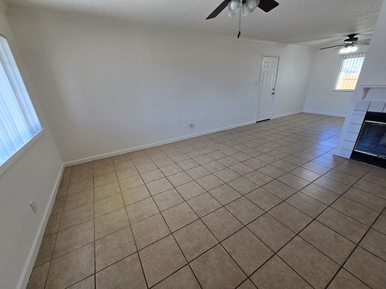 2780 Stine Way - Photo 3 of 17