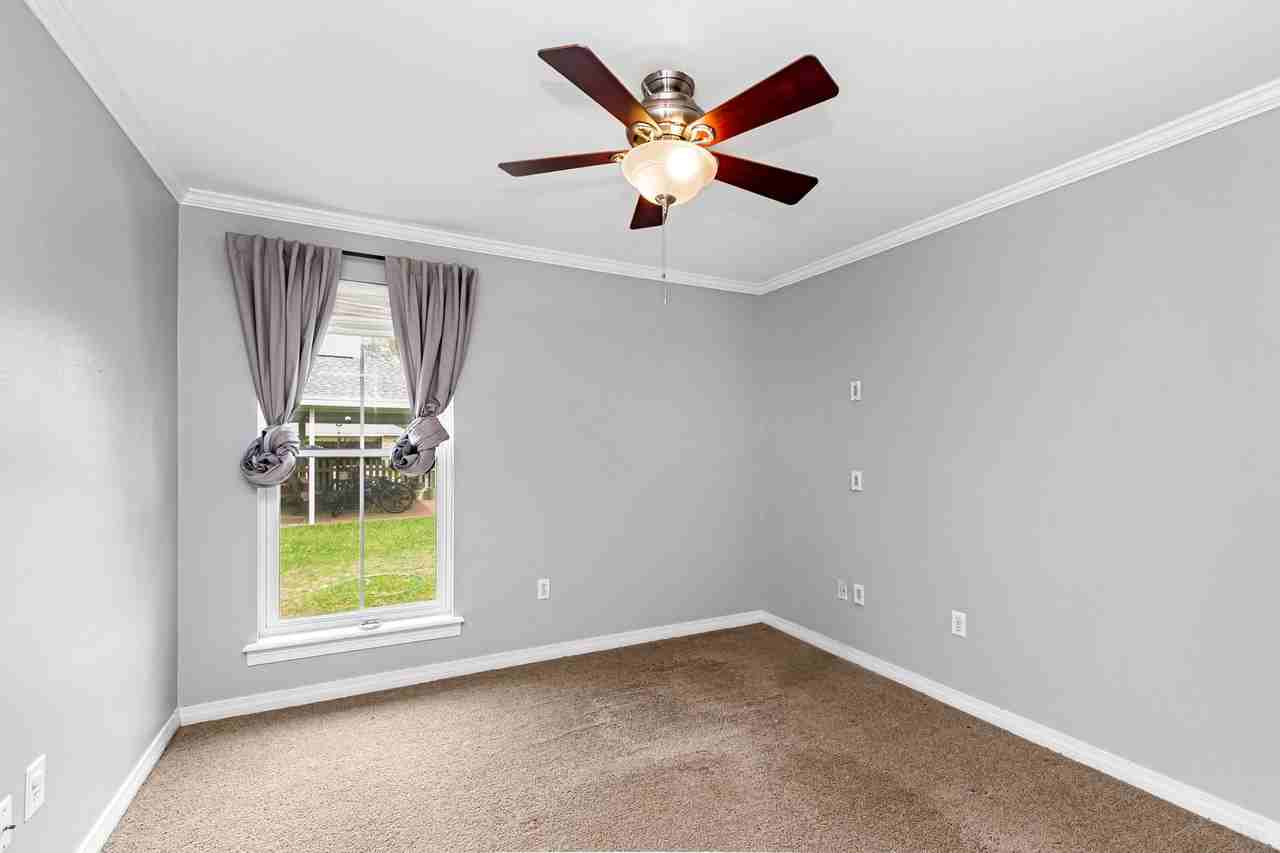 1336 Bullrush Dr - Photo 6 of 11