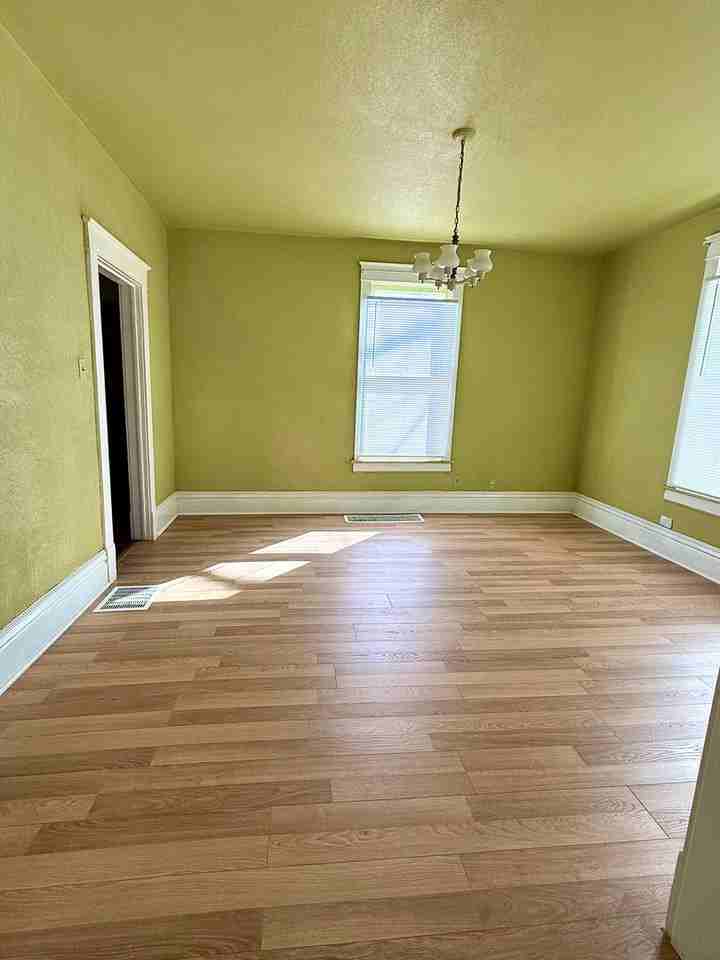 1624 Sw Polk St - Photo 3 of 16