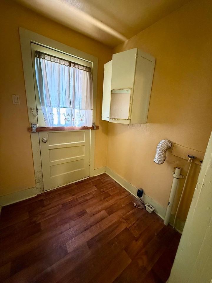 1624 Sw Polk St - Photo 6 of 16