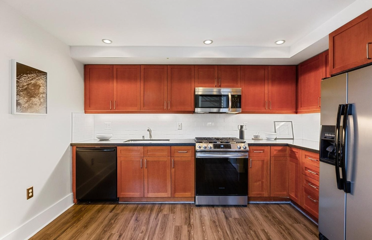 2600 18th St #6 - Photo 4 of 26