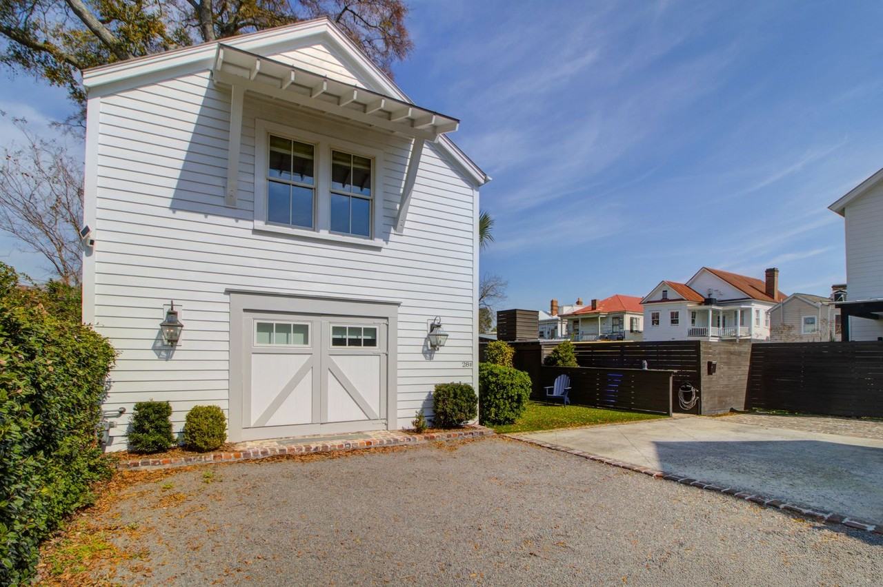 28 Charlotte St - Photo 2 of 20