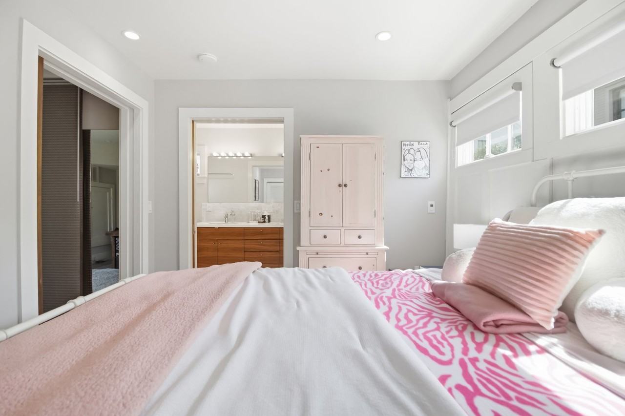 28 Charlotte St - Photo 6 of 20