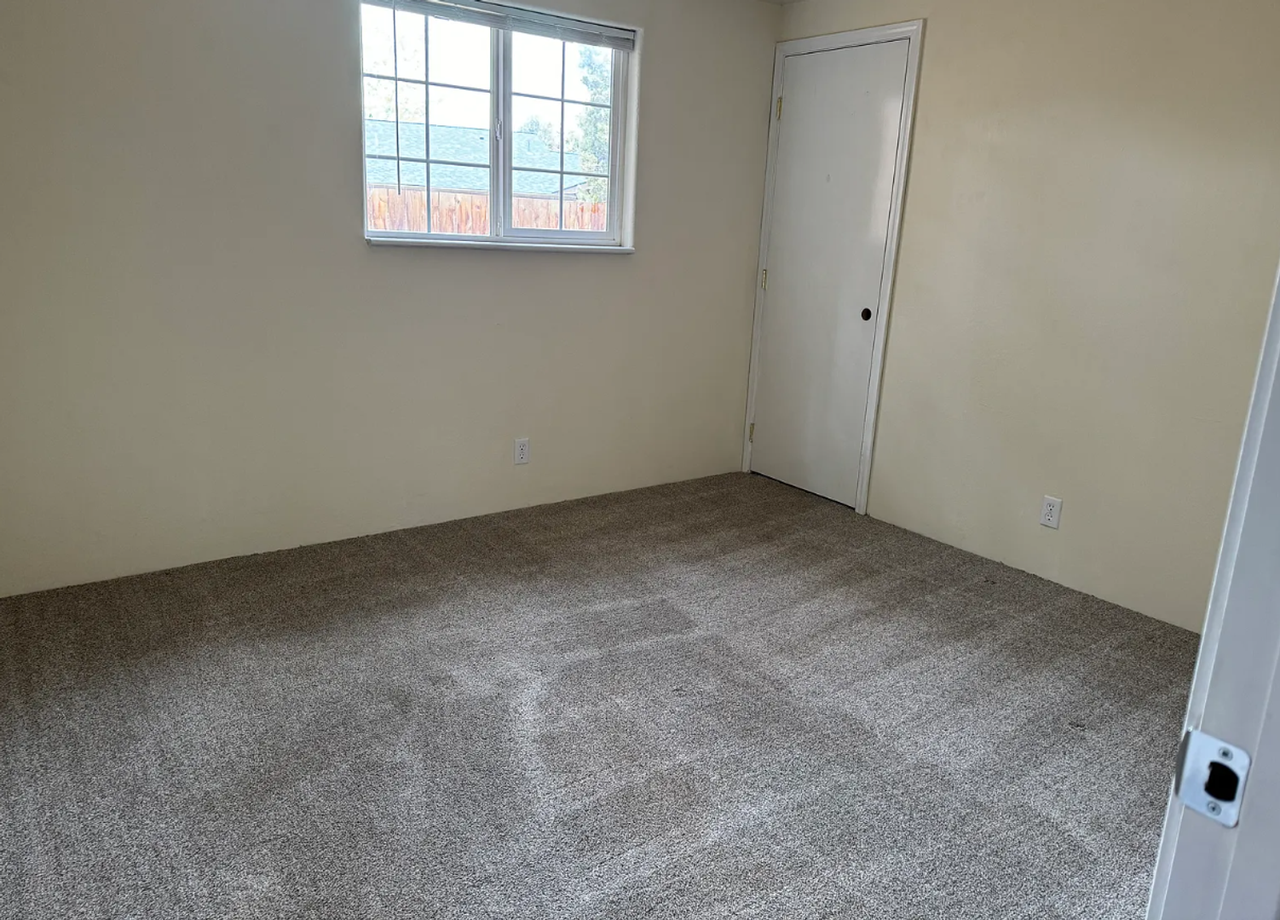 20618 Silas Dr - Photo 7 of 14