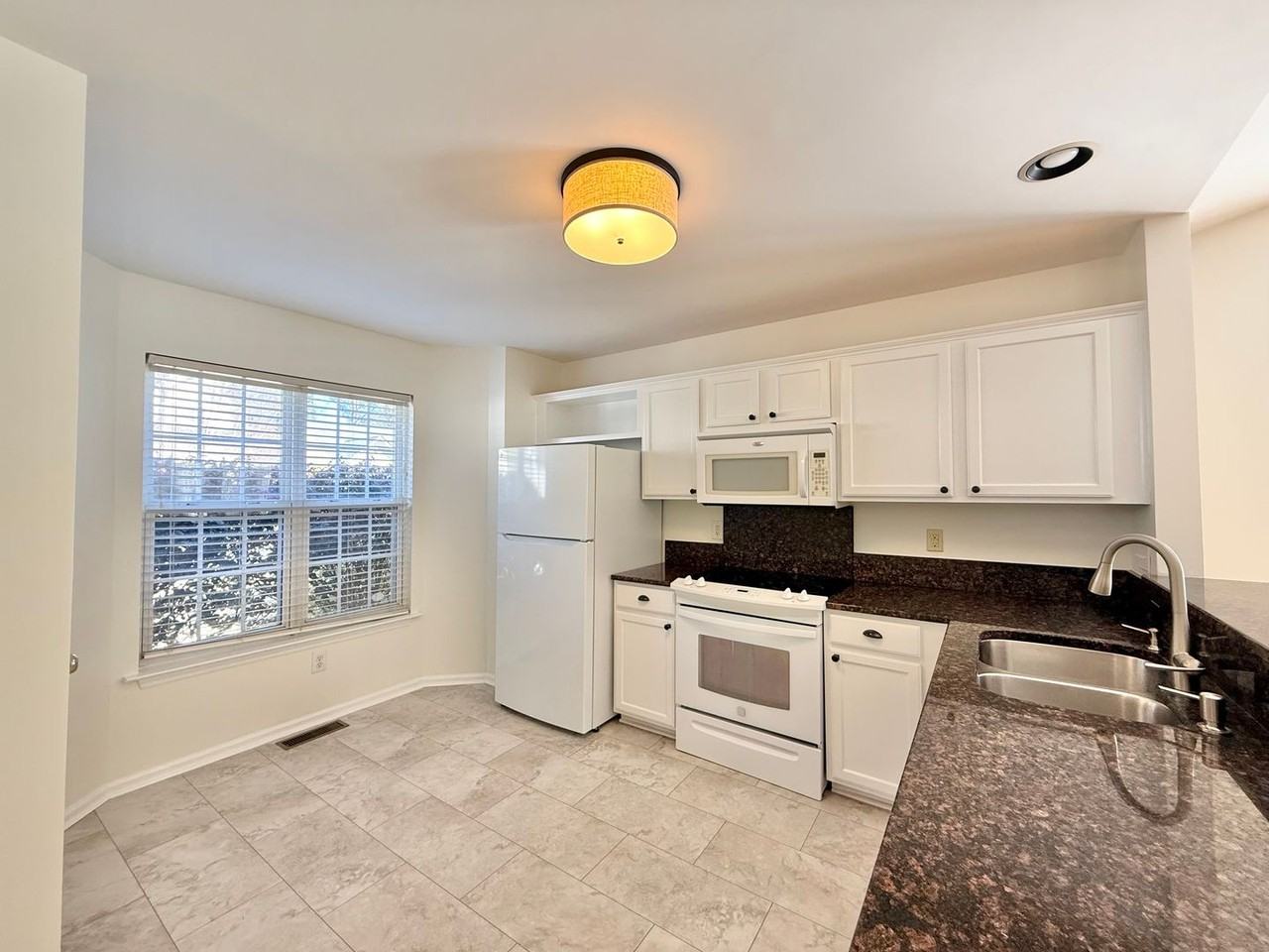 6508 Winding Arch Dr - Photo 6 of 23