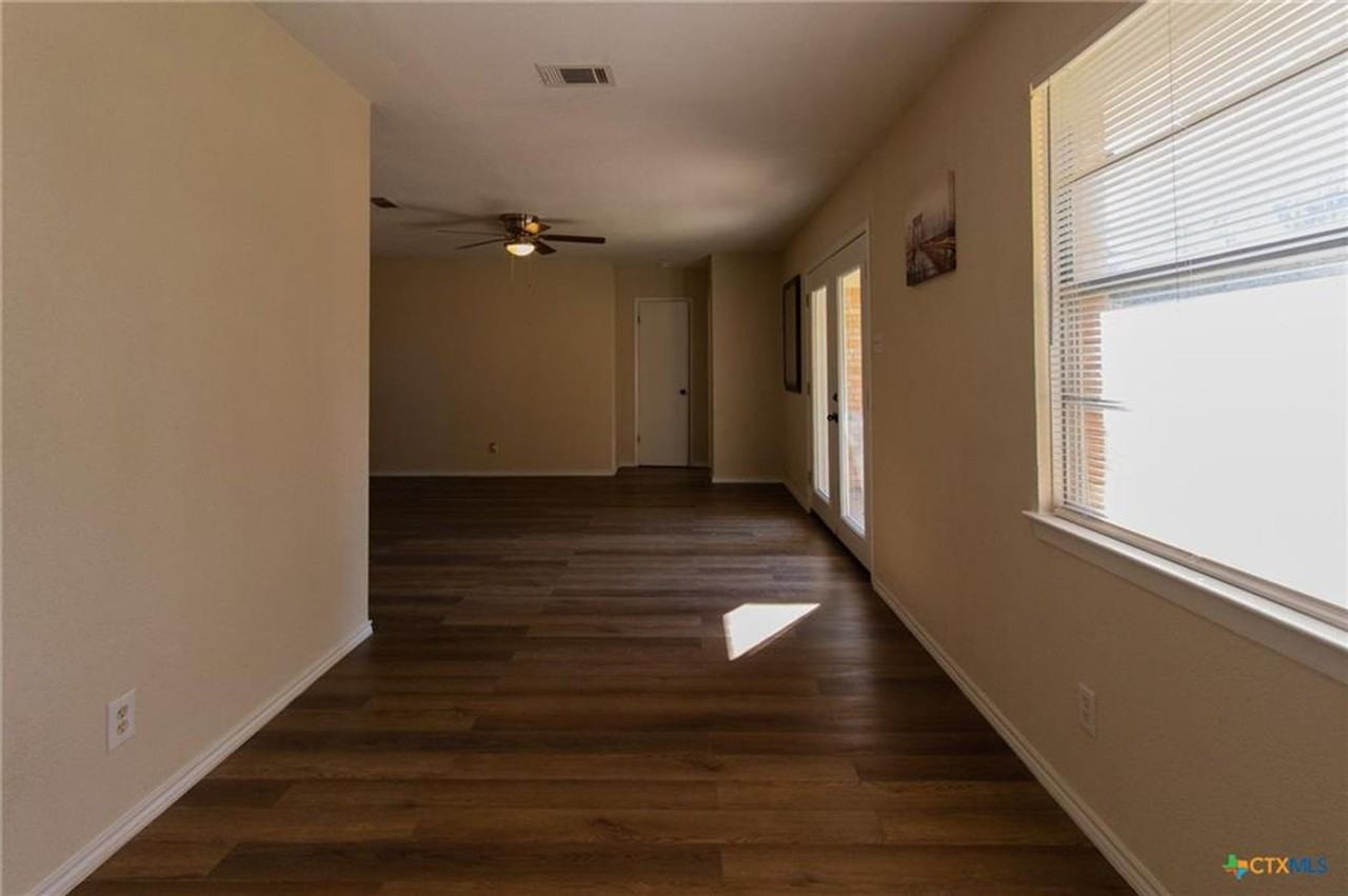 2606 Zephyr Rd - Photo 3 of 14