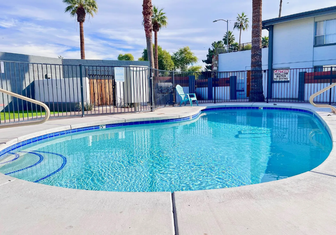 The Cosmo Apartments - Photo 2 of 9