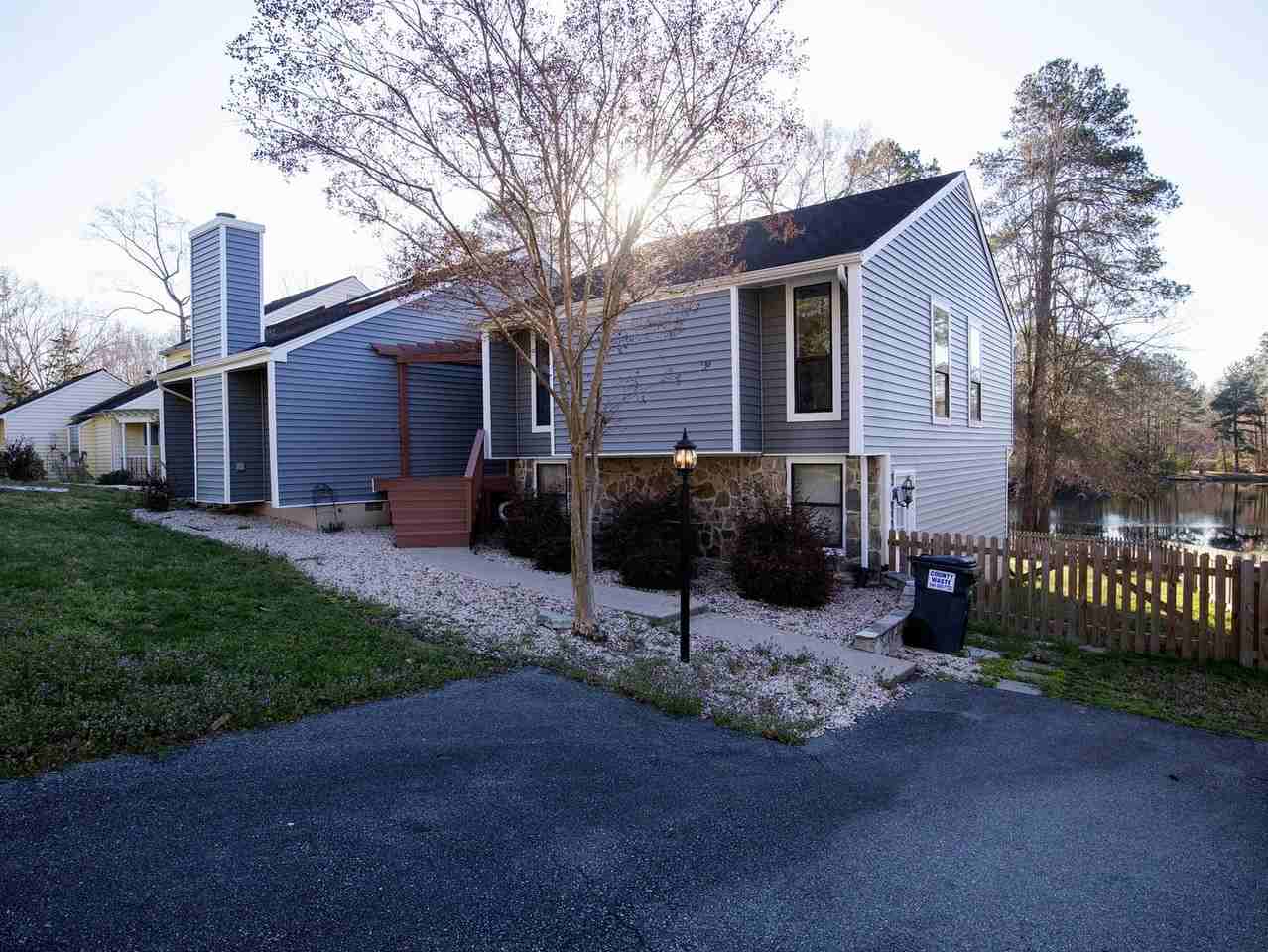 1037 Mansfield Crossing Rd - Photo 2 of 33