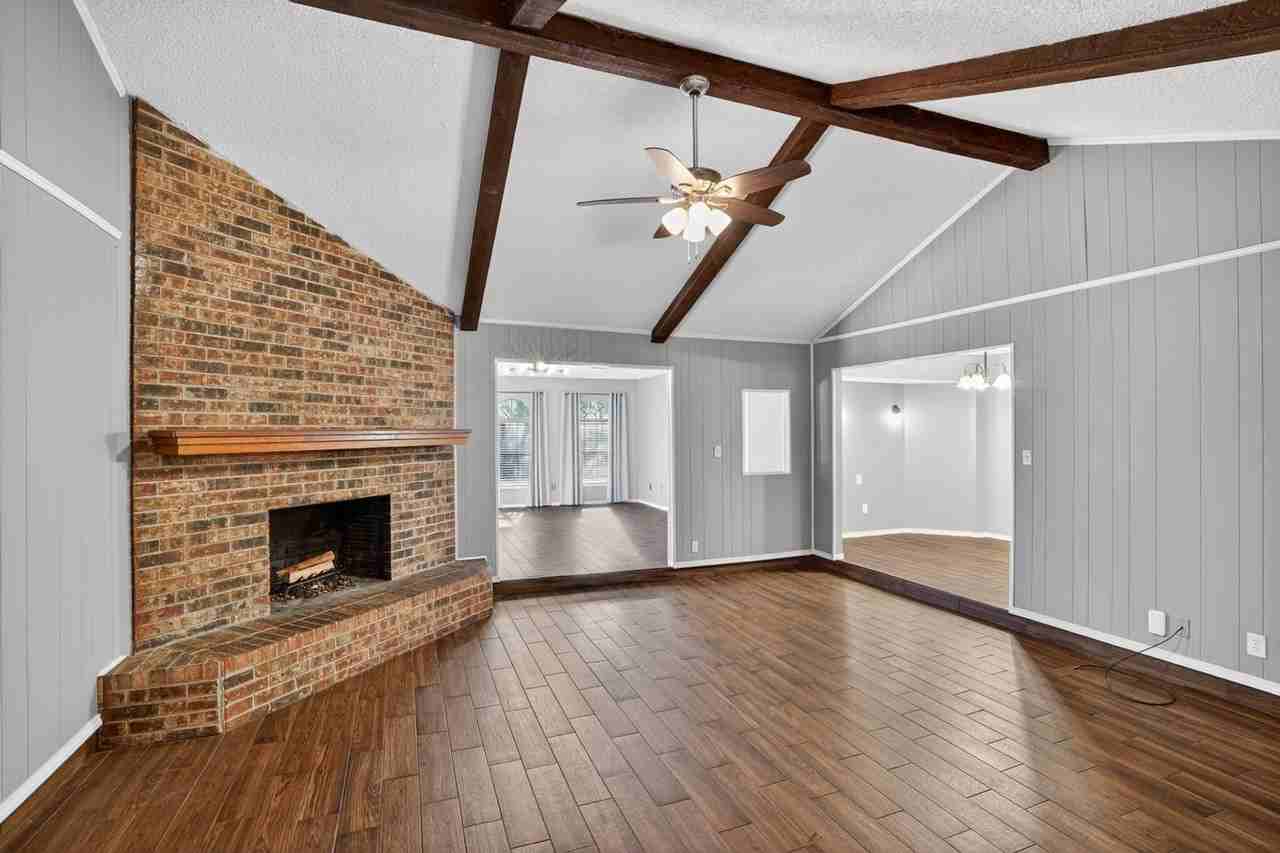 2511 Ironwood Ct - Photo 2 of 30