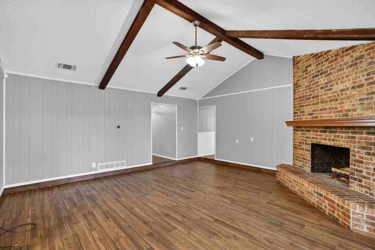 2511 Ironwood Ct - Photo 3 of 30