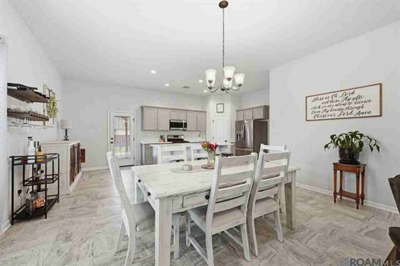 1054 Gentle Wind Dr - Photo 6 of 17