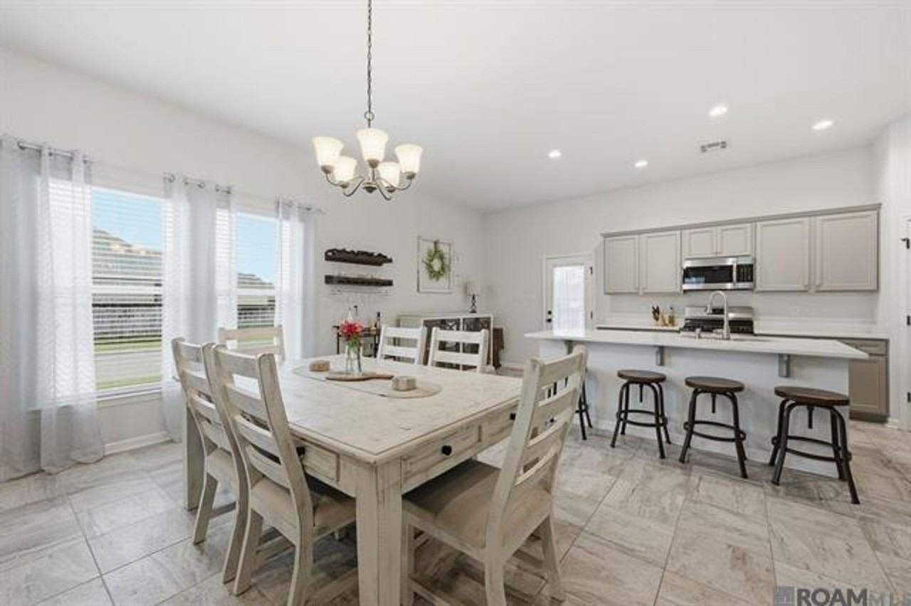 1054 Gentle Wind Dr - Photo 7 of 17