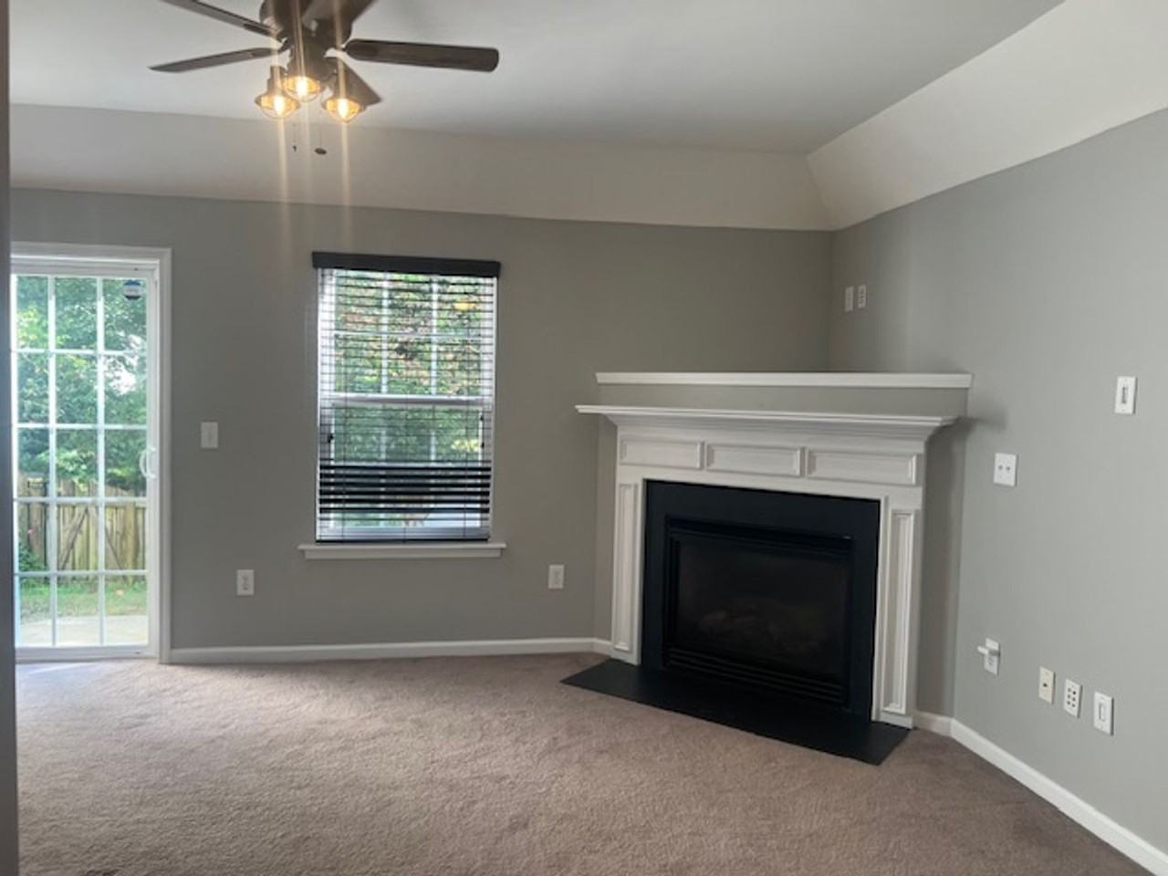 8 Grosbeak Ln - Photo 6 of 50