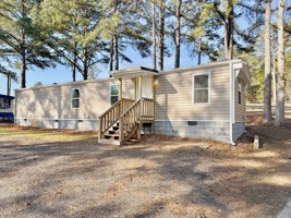 featured image of 35 Easy St